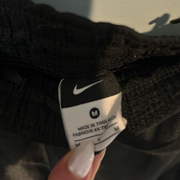 MENS SHORTS - Picture 3 of 3